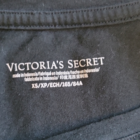 Victoria's Secret Womens Y2K Black Top, Metallic V Graphic, Romantic Sexy  XS - Picture 2 of 4